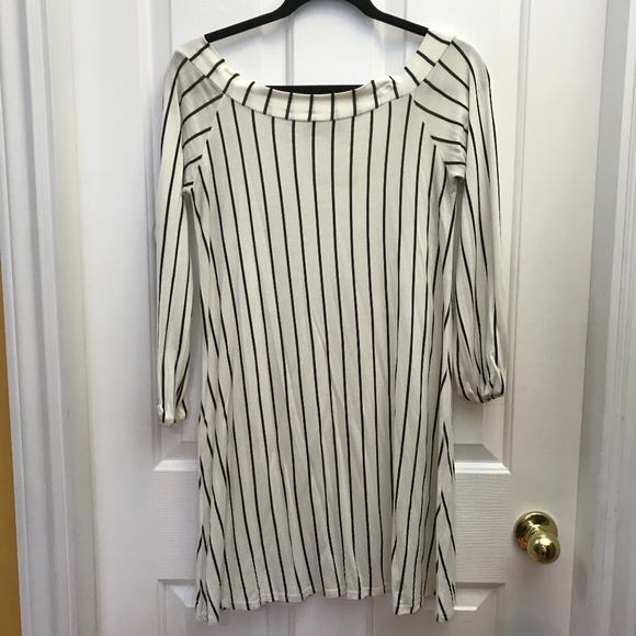 Boohoo Off the Shoulder Swing Dress - Picture 2 of 2